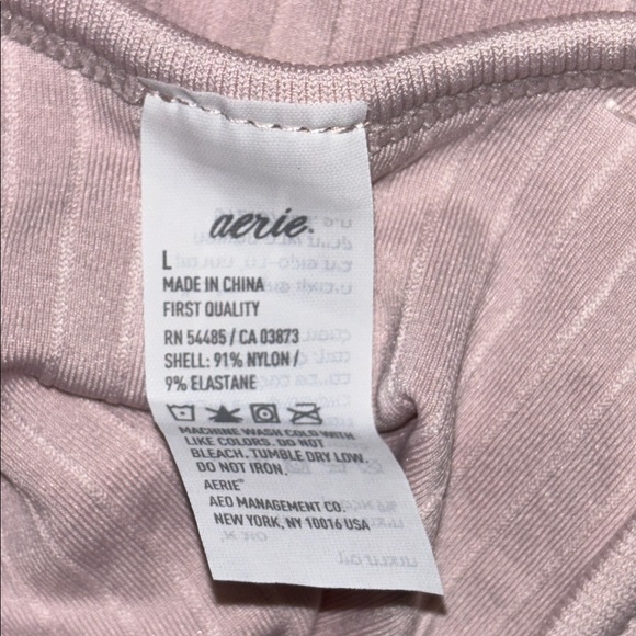 Aerie Ribbed Seamless Tank Sports Bra - Picture 9 of 9